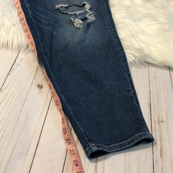 Lane Bryant Distressed Jeans Size 18 - Picture 8 of 9